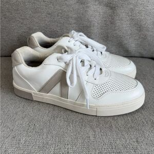 Strauss + Ramm The Court Vegan Leather Lace Up Sneakers in Off White Size 10